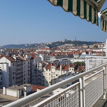 Plein Sud Terrasse Climatisation Garage Netflix Apartment Lyon Exterior photo