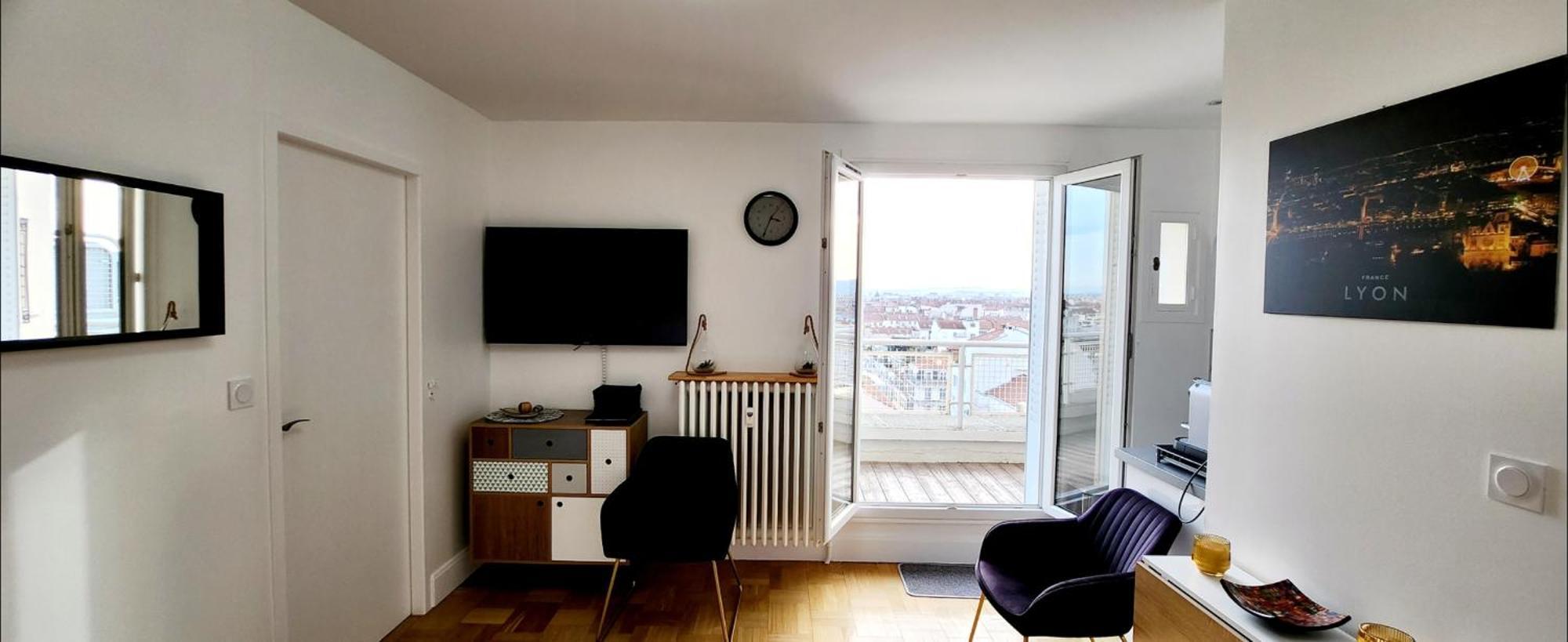 Plein Sud Terrasse Climatisation Garage Netflix Apartment Lyon Exterior photo